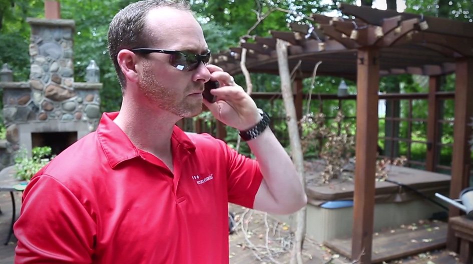 Get a sneak peek into the world of an insurance adjuster as Keith takes you through a typical workday helping Economical customers.